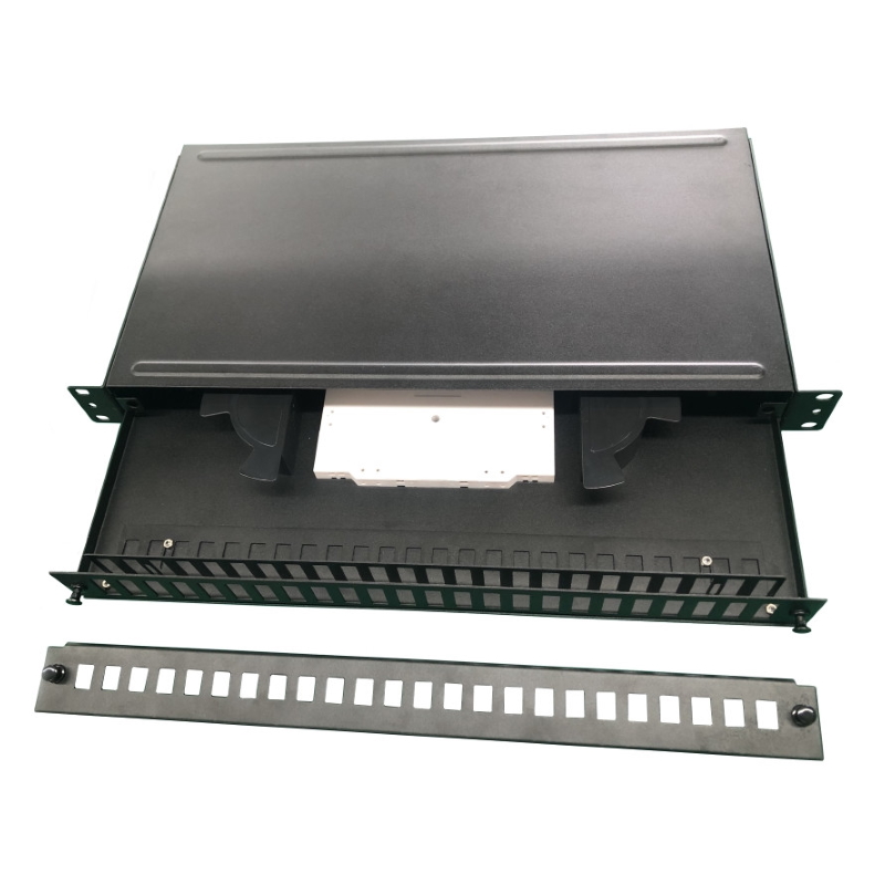 WPCFPP0224B | 19" 1U sliding splice box 24 port for 24 SC dx and 24 LC | WP Cabling | distributori informatica